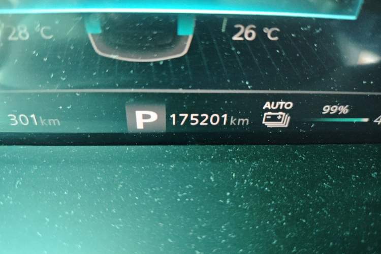 Used Roewe RX5 New Energy 2020 ePLUS National Trend Ronglin Luxury Edition Odometer Close Up