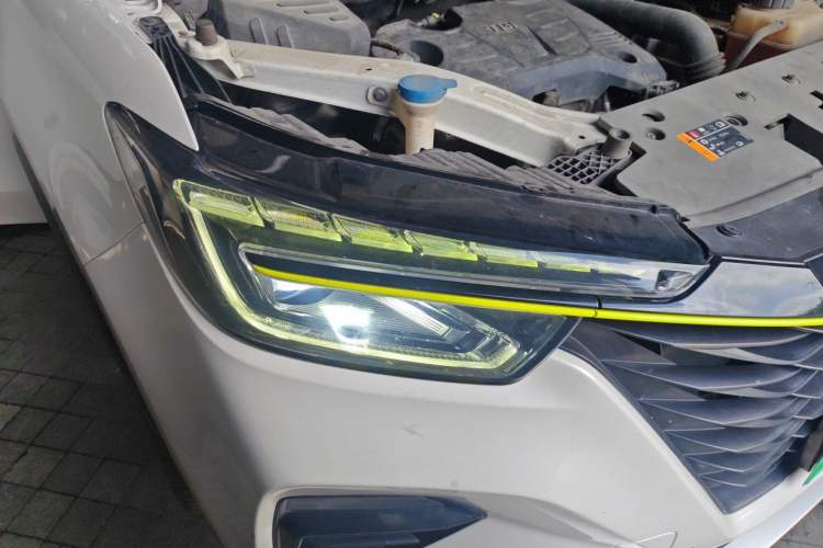 Used Roewe RX5 New Energy 2020 ePLUS National Trend Ronglin Flagship Edition Right Front Headlight