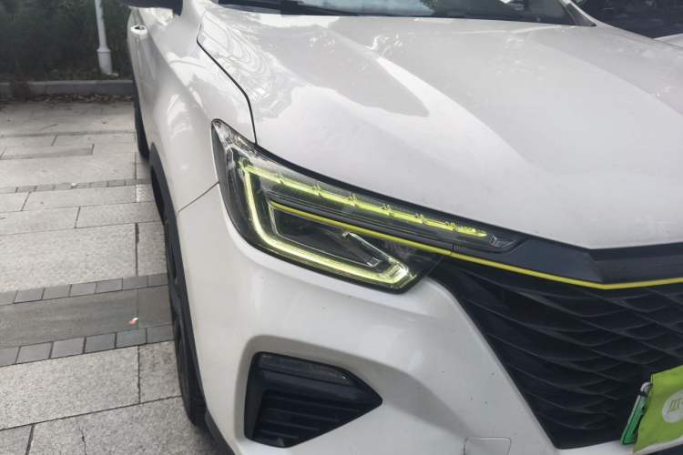 Used Roewe RX5 New Energy 2020 ePLUS National Trend Ronglin Flagship Edition Right Front Headlight