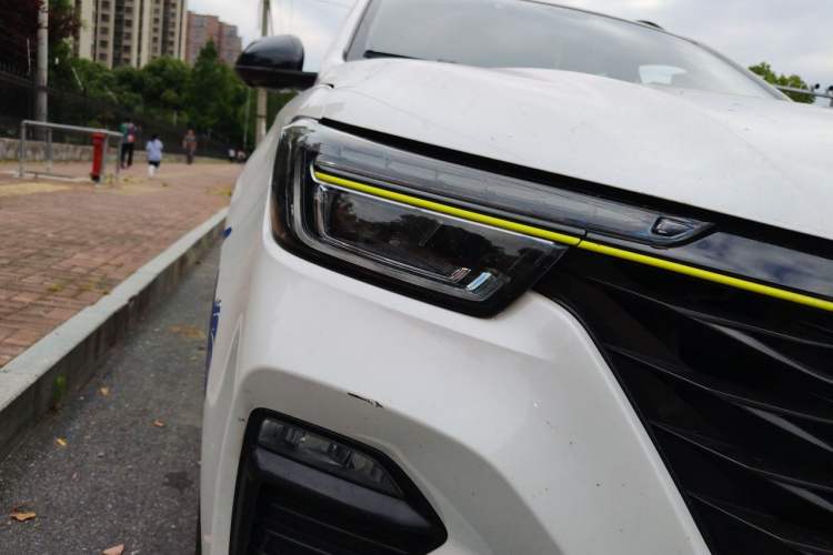 Used Roewe RX5 New Energy 2020 ePLUS National Trend Ronglin Luxury Edition Right Front Headlight