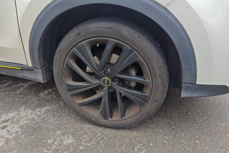 Used Roewe RX5 New Energy 2020 ePLUS National Trend Ronglin Flagship Edition Right Front Wheel Hub