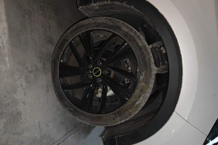 Used Roewe RX5 New Energy 2020 ePLUS National Trend Ronglin Flagship Edition Right Front Wheel Hub