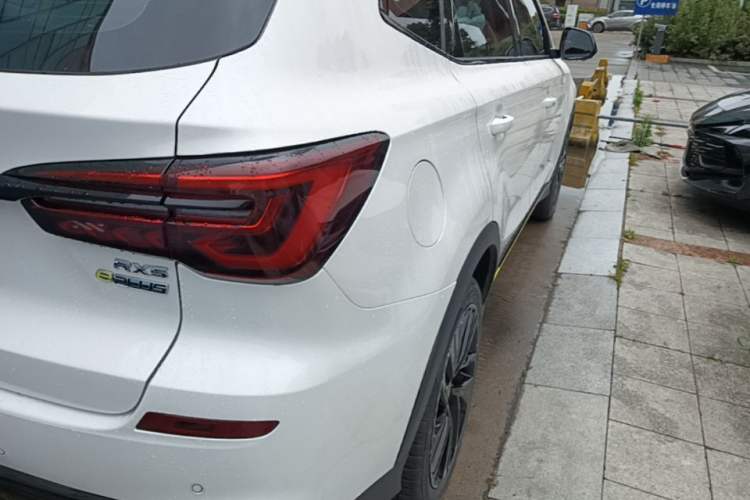 Used Roewe RX5 New Energy 2020 ePLUS National Trend Ronglin Flagship Edition Right Rear Taillight