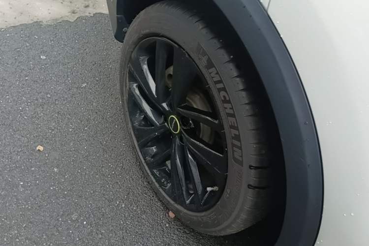 Used Roewe RX5 New Energy 2020 ePLUS National Trend Ronglin Flagship Edition Right Rear Wheel Hub