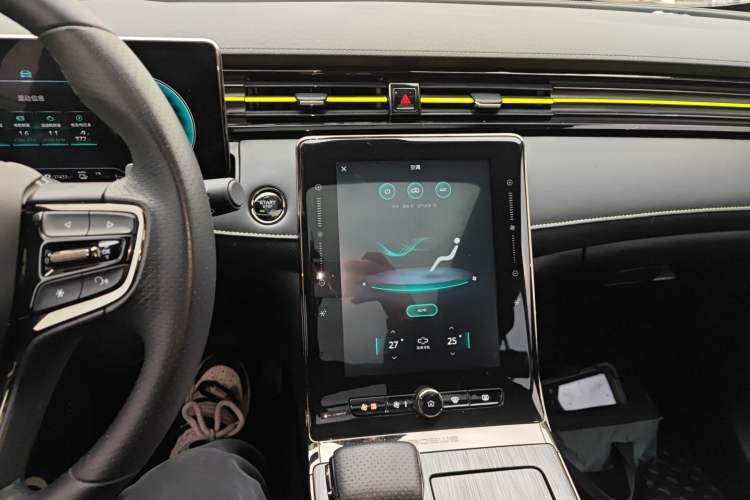 Used Roewe RX5 New Energy 2021 ePLUS National Trend Ronglin Luxury Edition Audio And AC Panel
