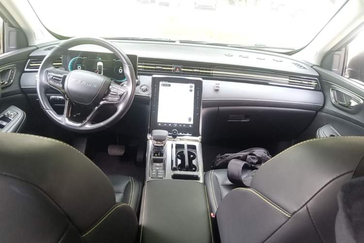 Used Roewe RX5 New Energy 2021 ePLUS National Trend Ronglin Luxury Edition Center Console