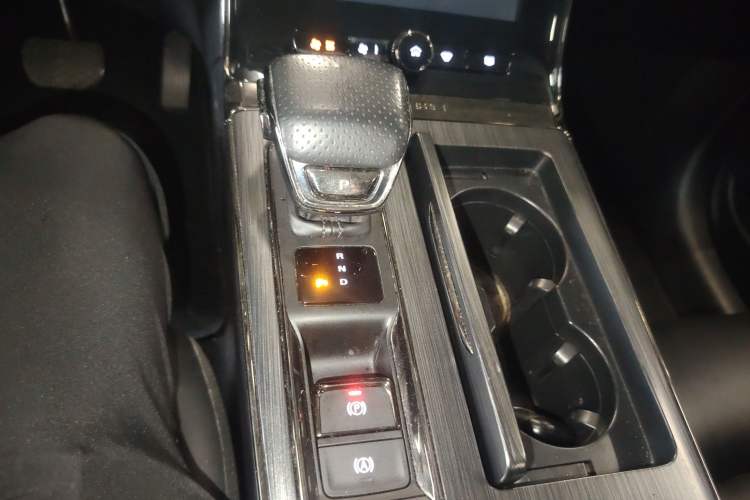 Used Roewe RX5 New Energy 2021 ePLUS National Trend Ronglin Luxury Edition Gear Lever