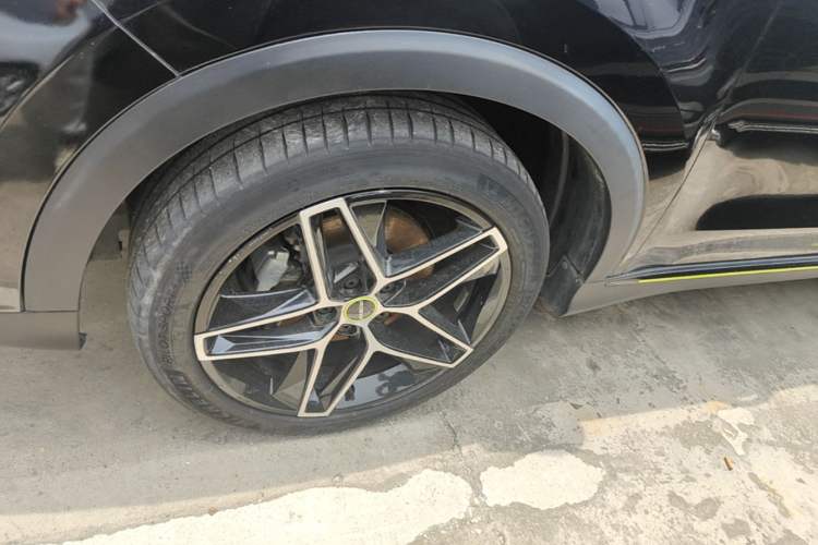 Used Roewe RX5 New Energy 2021 ePLUS National Trend Ronglin Luxury Edition Left Front Wheel Hub