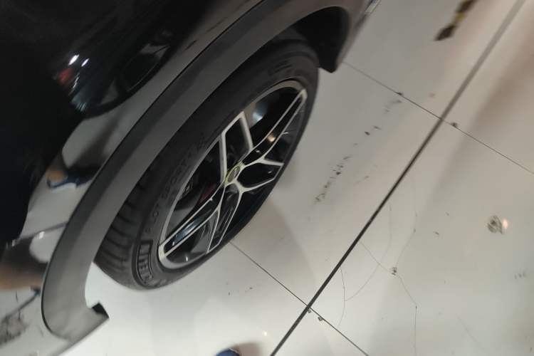 Used Roewe RX5 New Energy 2021 ePLUS National Trend Ronglin Luxury Edition Left Front Wheel Hub