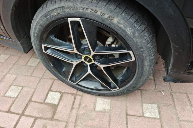 Used Roewe RX5 New Energy 2021 ePLUS National Trend Ronglin Flagship Edition Right Front Wheel Hub