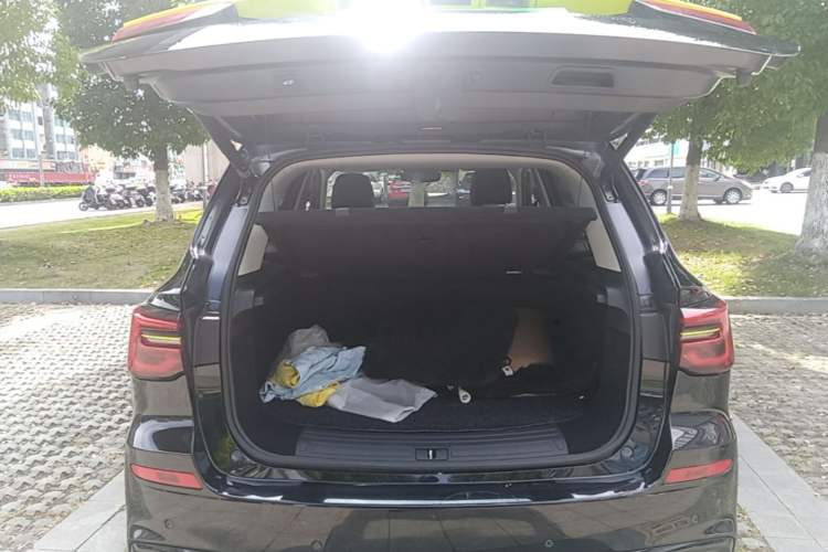 Used Roewe RX5 New Energy 2021 ePLUS National Trend Ronglin Luxury Edition Trunk