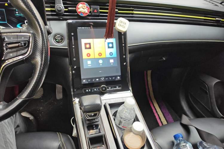 Used Roewe RX5 New Energy 2021 ePLUS National Trend Ronglin Luxury Edition Audio And AC Panel
