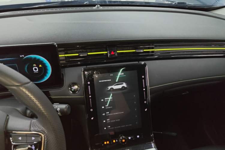 Used Roewe RX5 New Energy 2021 ePLUS National Trend Ronglin Luxury Edition Audio And AC Panel