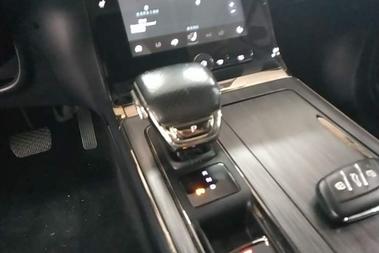 Used Roewe RX5 New Energy 2021 ePLUS National Trend Ronglin Luxury Edition Gear Lever