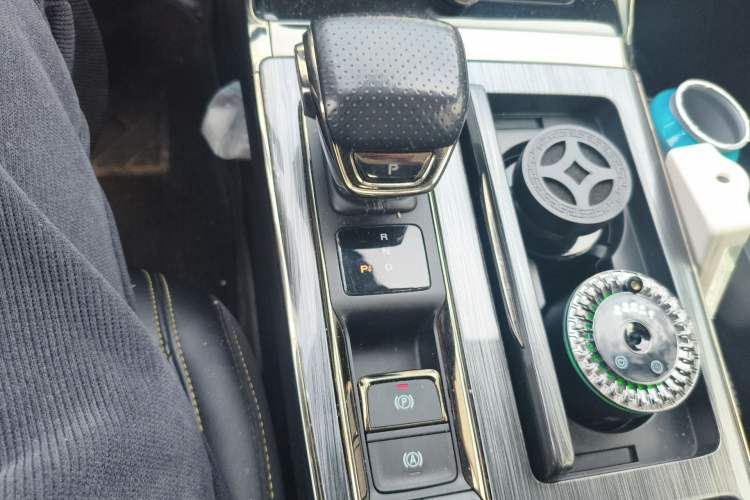Used Roewe RX5 New Energy 2021 ePLUS National Trend Ronglin Luxury Edition Gear Lever