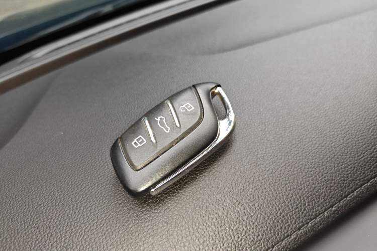 Used Roewe RX5 New Energy 2021 ePLUS National Trend Ronglin Luxury Edition Interior 1