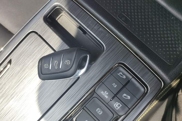 Used Roewe RX5 New Energy 2021 ePLUS National Trend Ronglin Luxury Edition Interior 1