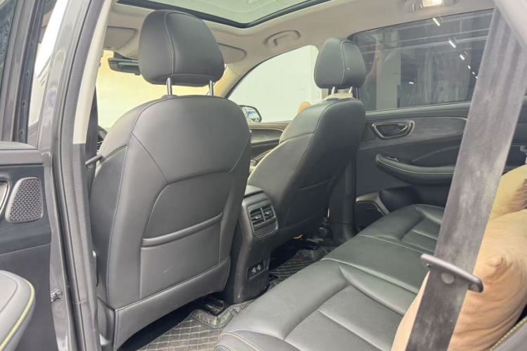 Used Roewe RX5 New Energy 2021 ePLUS National Trend Ronglin Luxury Edition Interior 4