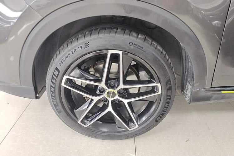 Used Roewe RX5 New Energy 2021 ePLUS National Trend Ronglin Luxury Edition Left Front Wheel Hub