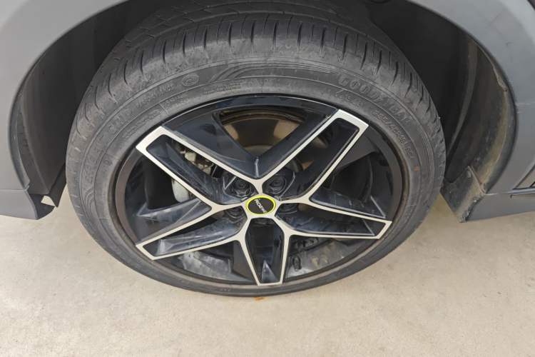 Used Roewe RX5 New Energy 2021 ePLUS National Trend Ronglin Luxury Edition Left Front Wheel Hub