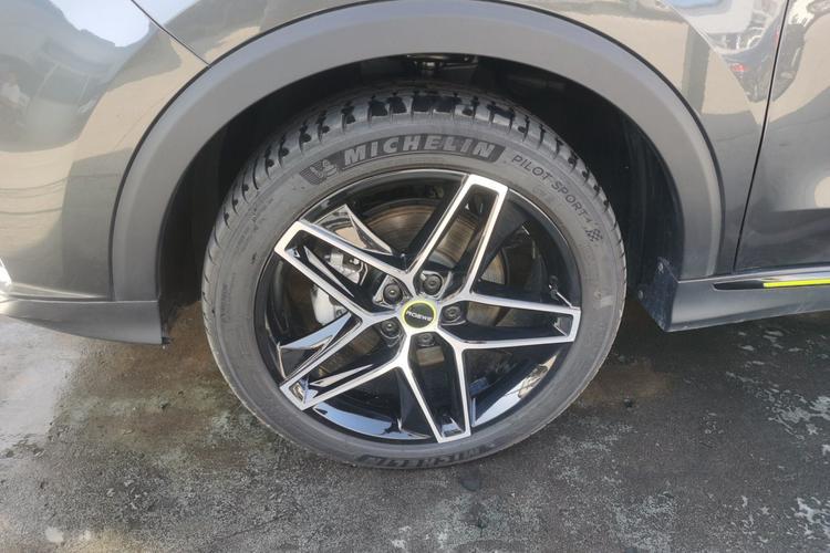 Used Roewe RX5 New Energy 2021 ePLUS National Trend Ronglin Luxury Edition Left Front Wheel Hub