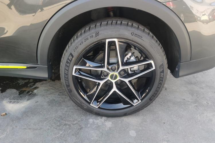 Used Roewe RX5 New Energy 2021 ePLUS National Trend Ronglin Luxury Edition Left Rear Wheel Hub