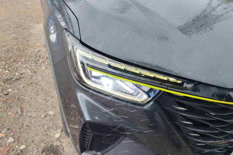 Used Roewe RX5 New Energy 2021 ePLUS National Trend Ronglin Luxury Edition Right Front Headlight