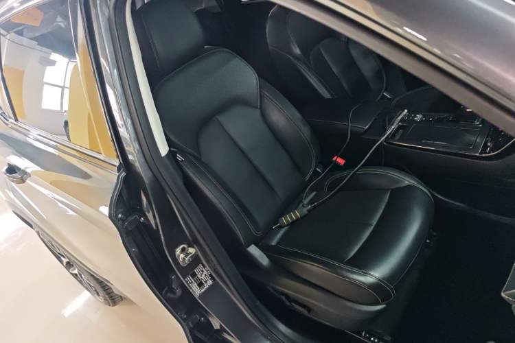 Used Roewe RX5 New Energy 2021 ePLUS National Trend Ronglin Flagship Edition Right Front Seat