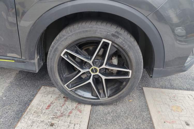 Used Roewe RX5 New Energy 2021 ePLUS National Trend Ronglin Luxury Edition Right Front Wheel Hub