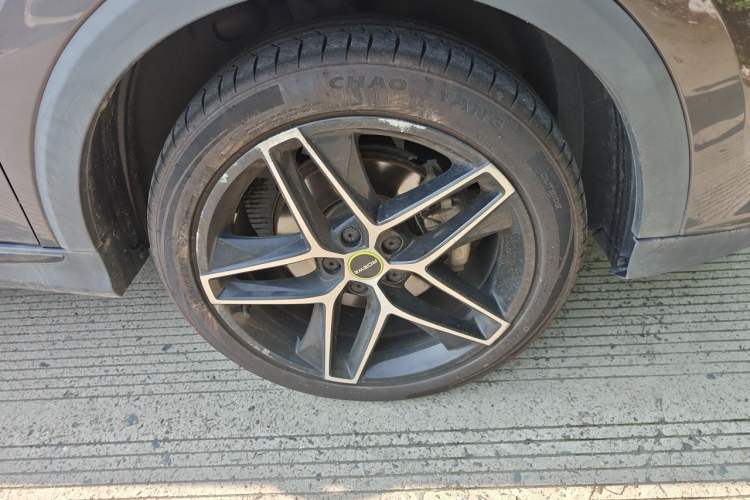 Used Roewe RX5 New Energy 2021 ePLUS National Trend Ronglin Luxury Edition Right Front Wheel Hub