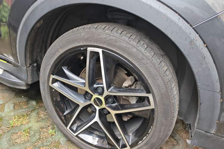 Used Roewe RX5 New Energy 2021 ePLUS National Trend Ronglin Luxury Edition Right Front Wheel Hub