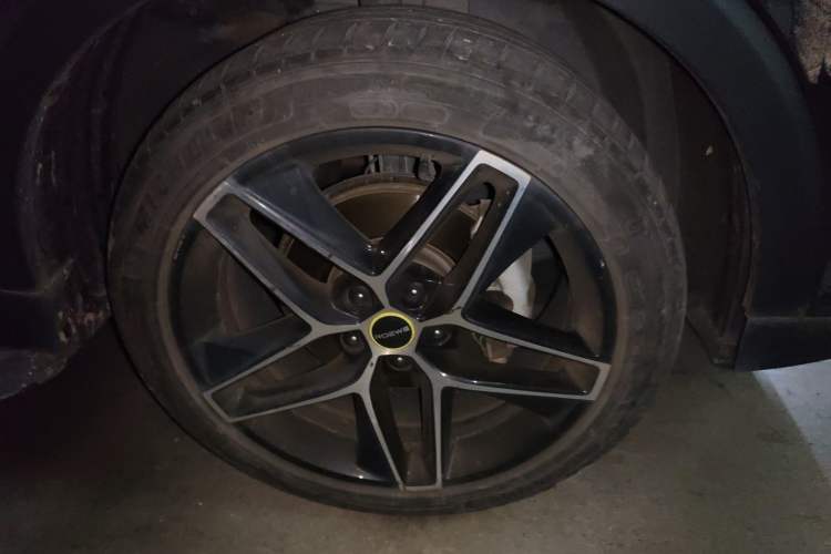 Used Roewe RX5 New Energy 2021 ePLUS National Trend Ronglin Luxury Edition Right Front Wheel Hub