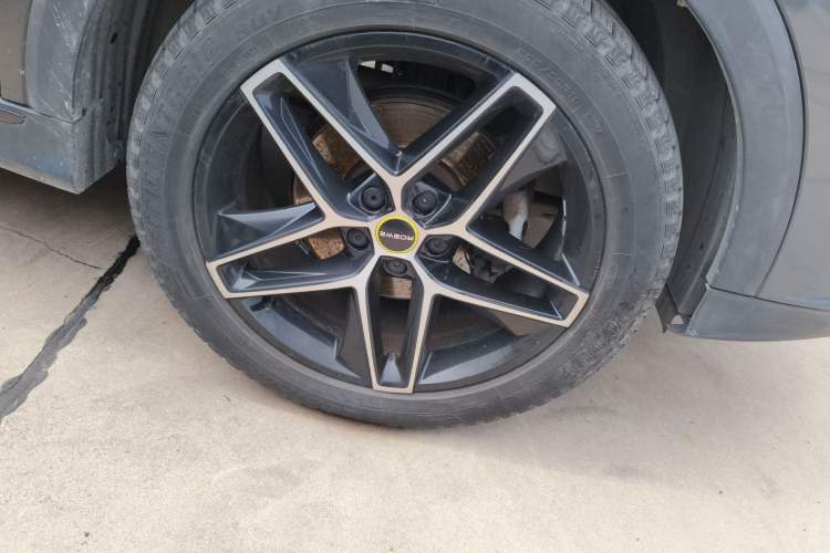 Used Roewe RX5 New Energy 2021 ePLUS National Trend Ronglin Luxury Edition Right Front Wheel Hub
