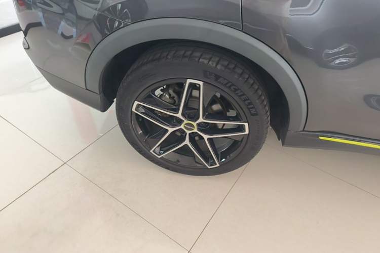 Used Roewe RX5 New Energy 2021 ePLUS National Trend Ronglin Luxury Edition Right Rear Wheel Hub