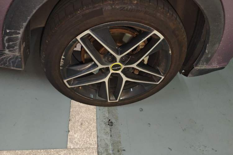 Used Roewe RX5 New Energy 2021 ePLUS National Trend Ronglin Luxury Edition Right Front Wheel Hub
