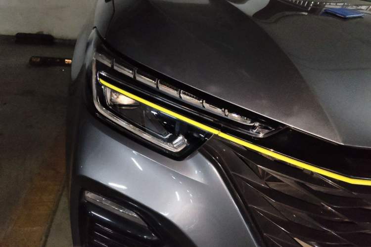 Used Roewe RX5 New Energy 2021 ePLUS National Trend Ronglin Flagship Edition Right Front Headlight