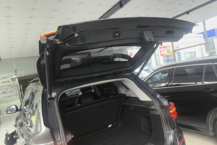 Used Roewe RX5 New Energy 2021 ePLUS National Trend Ronglin Luxury Edition Trunk