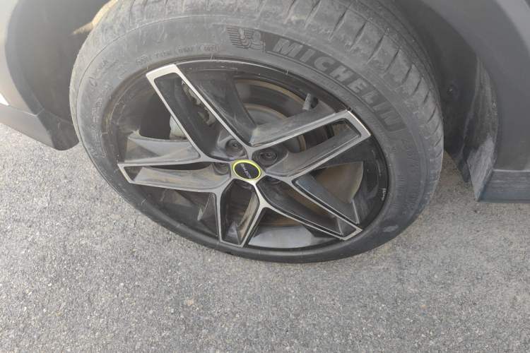 Used Roewe RX5 New Energy 2021 ePLUS National Trend Ronglin Luxury Edition Right Rear Wheel Hub