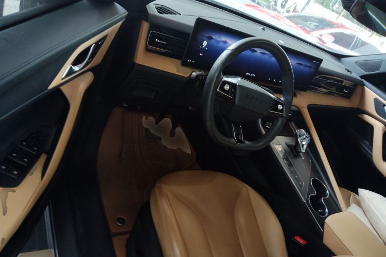 Used Roewe RX5 New Energy 2023 eRX5 Super Hybrid Prestige Edition Driver Seat