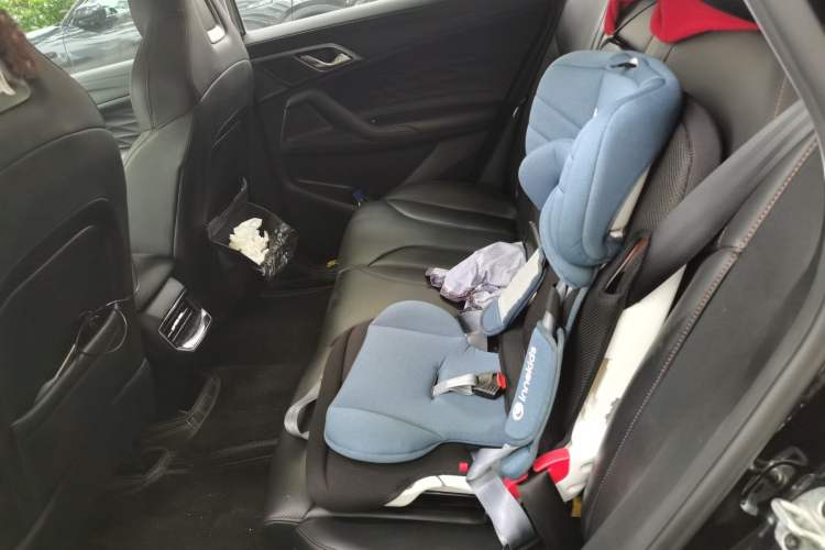 Used Roewe RX5 New Energy 2023 eRX5 Super Hybrid Prestige Edition Left Rear Seat
