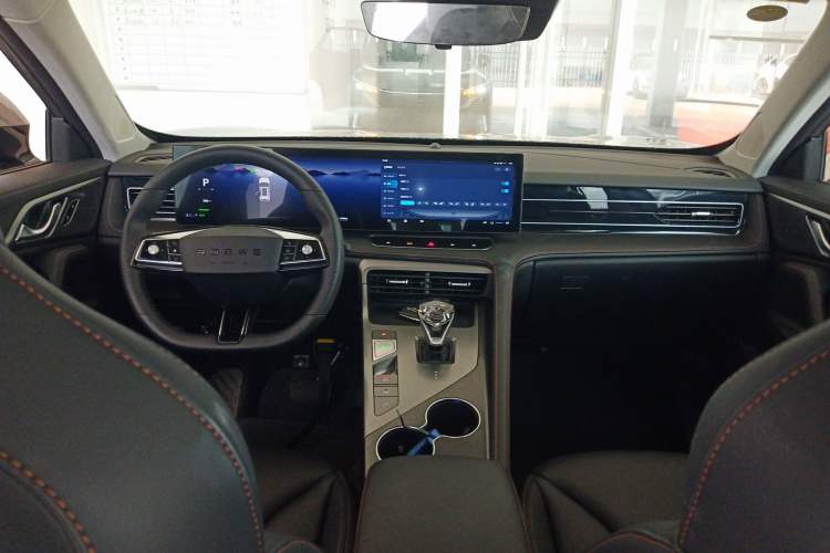 Used Roewe RX5 New Energy 2023 eRX5 Super Hybrid Prestige Edition Center Console