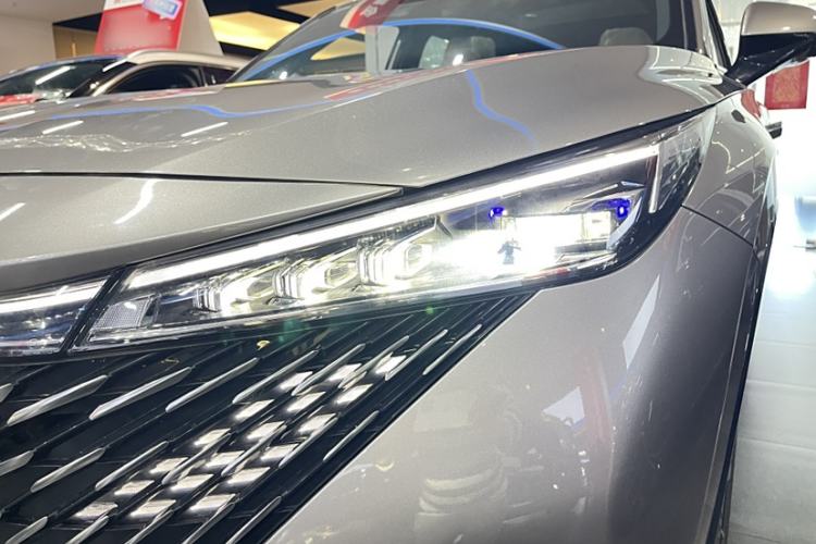 Used Roewe RX5 New Energy 2023 eRX5 Super Hybrid Premium Edition Exterior 6
