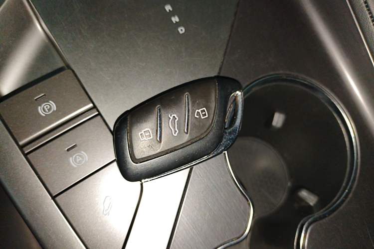 Used Roewe RX5 New Energy 2023 eRX5 Super Hybrid Prestige Edition Interior 1