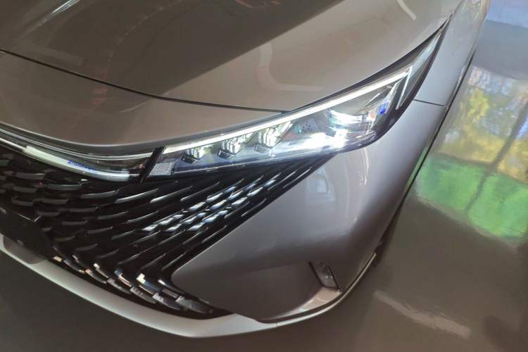 Used Roewe RX5 New Energy 2023 eRX5 Super Hybrid Premium Edition Left Front Headlight