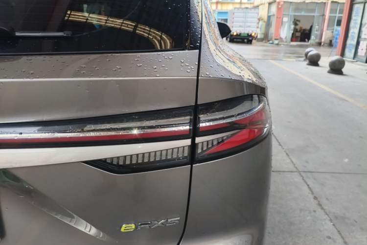 Used Roewe RX5 New Energy 2023 eRX5 Super Hybrid Prestige Edition Right Rear Taillight