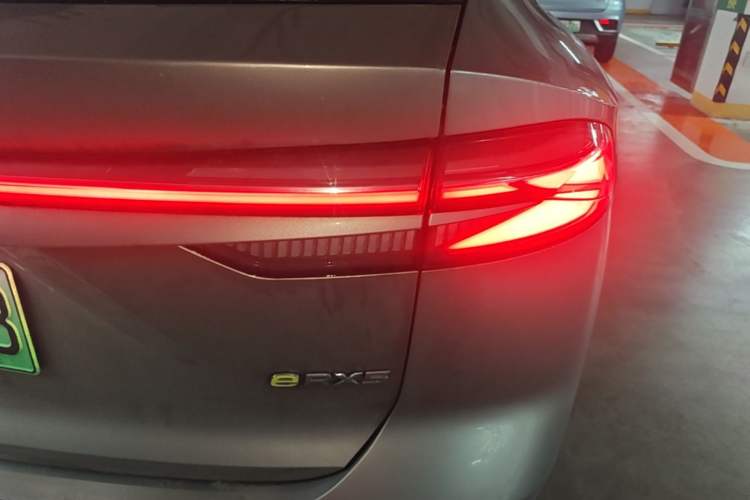Used Roewe RX5 New Energy 2023 eRX5 Super Hybrid Prestige Edition Right Rear Taillight
