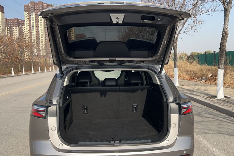Used Roewe RX5 New Energy 2023 eRX5 Super Hybrid Prestige Edition Trunk