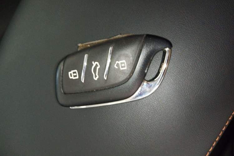 Used Roewe RX5 New Energy 2023 eRX5 Super Hybrid Prestige Edition Vehicle Key