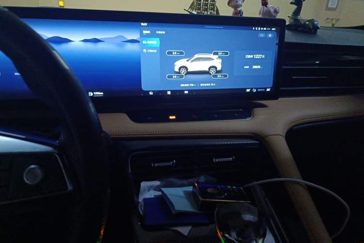Used Roewe RX5 New Energy 2023 eRX5 Super Hybrid Prestige Edition Audio And AC Panel