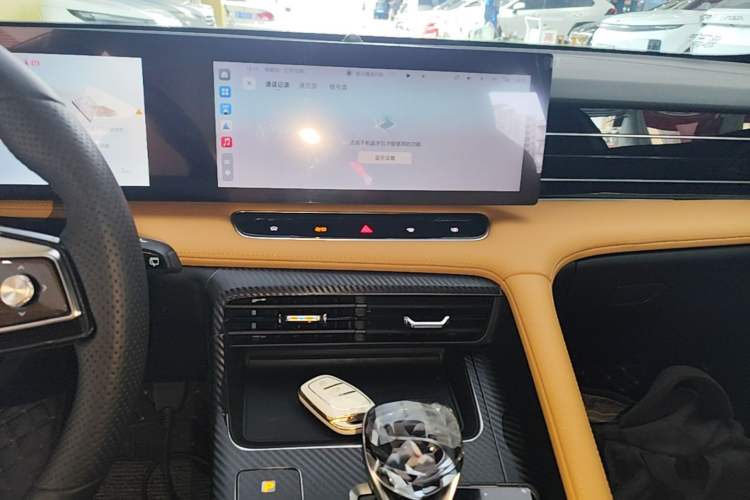 Used Roewe RX5 New Energy 2023 eRX5 Super Hybrid Premium Edition Audio And AC Panel